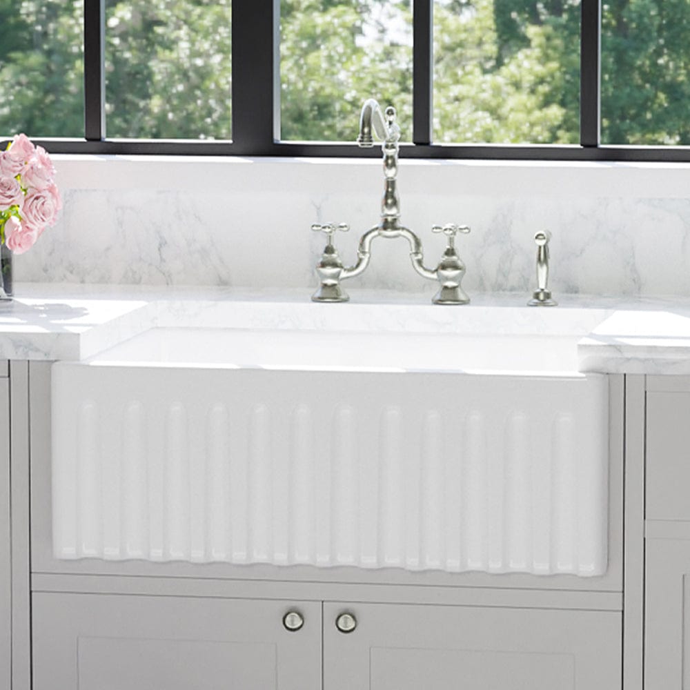 30" Yuki Fireclay Fluted Apron Single-Bowl Farmhouse Sink - White