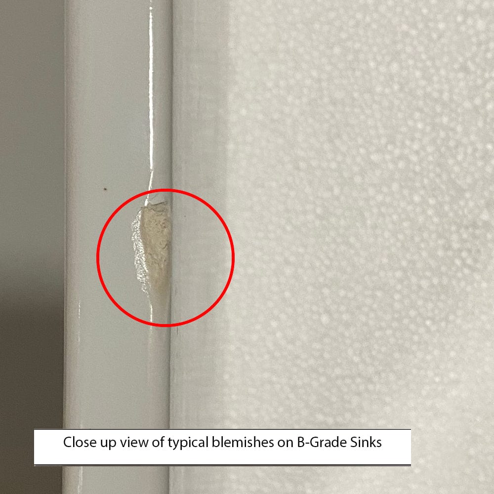 33" Verster Fireclay Curved Apron Single-Bowl Farmhouse B-Grade Sink - White