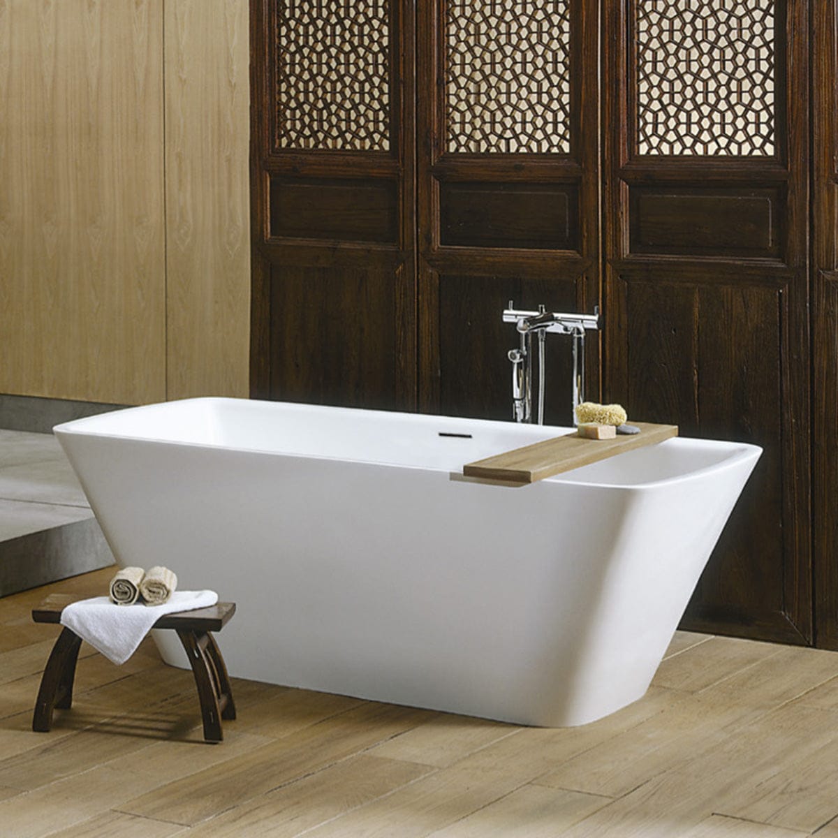 67" Levy Extra Wide Acrylic Freestanding Tub