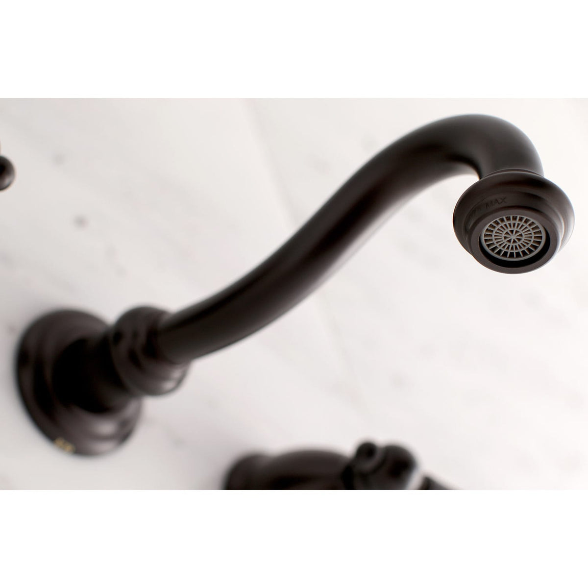 Kreis Wall-Mount Bathroom Faucet