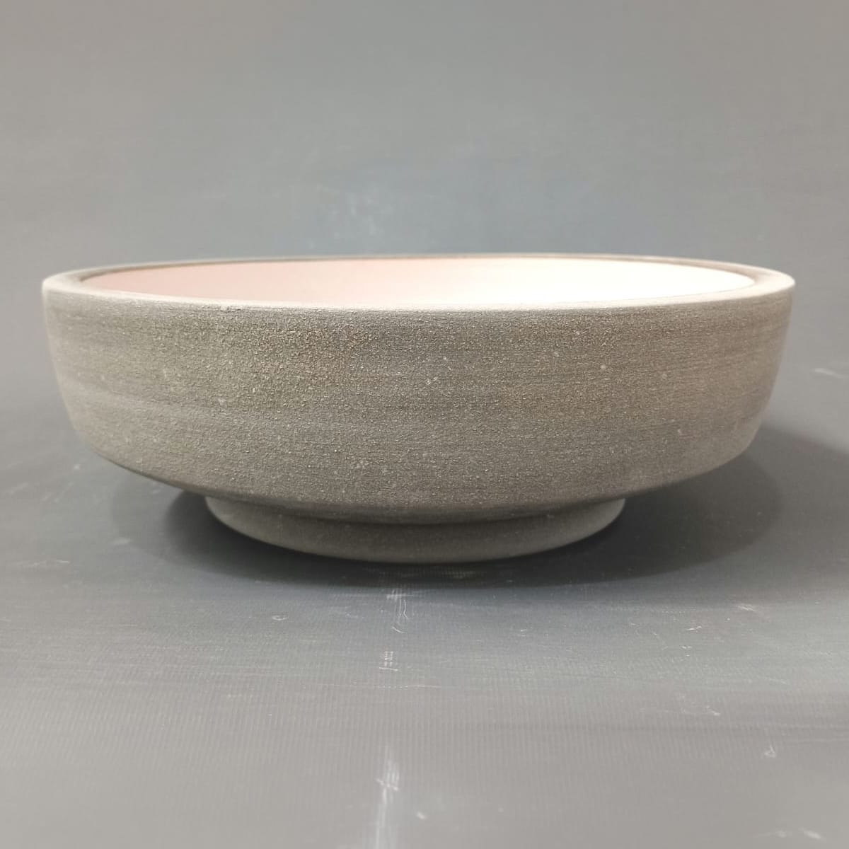 Selva Round Vessel Ceramic Concrete Sink - Smooth White Ceramic Interior with Textured Light Grey Exterior