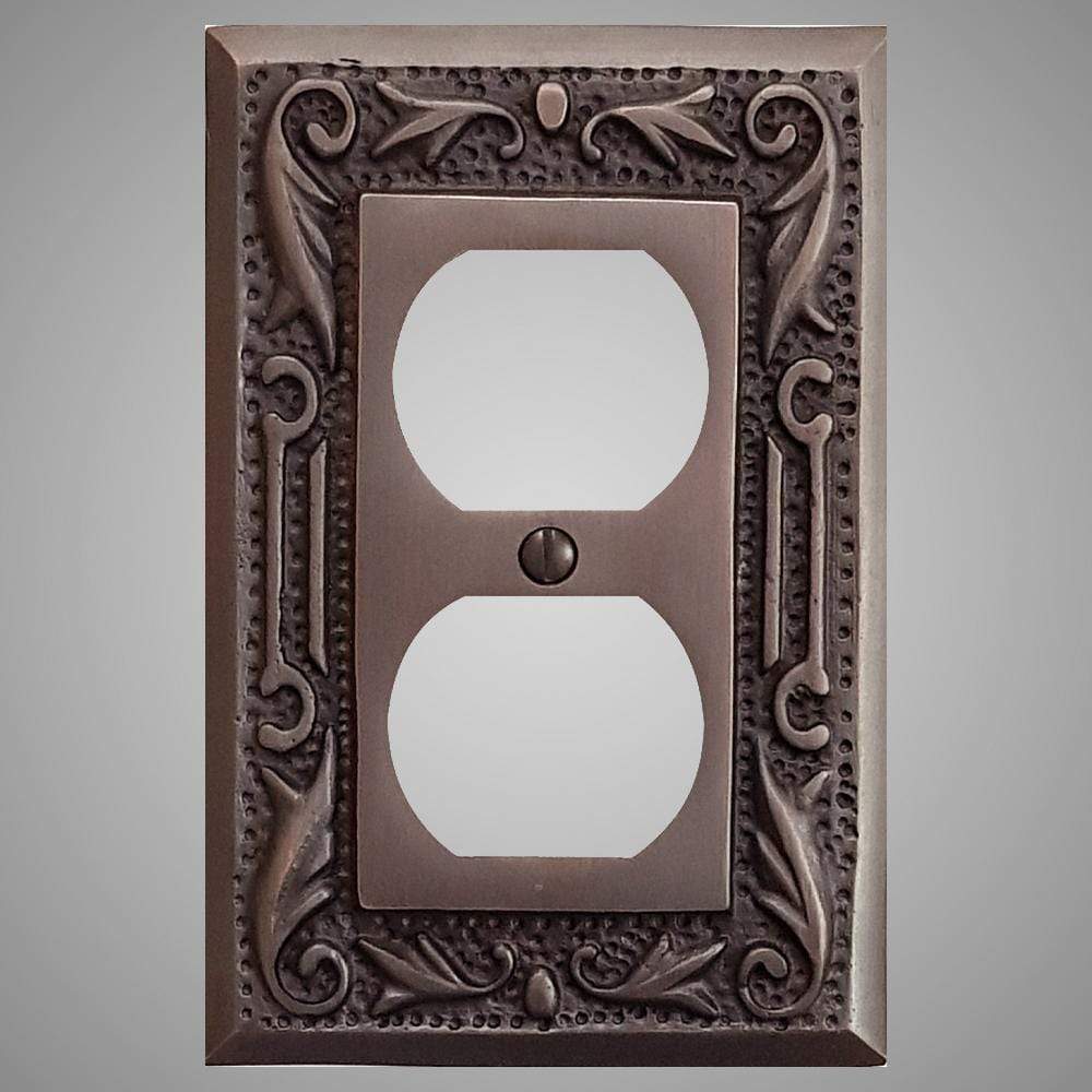 1 Gang Duplex Outlet Wall Switch Plate - Floral Design