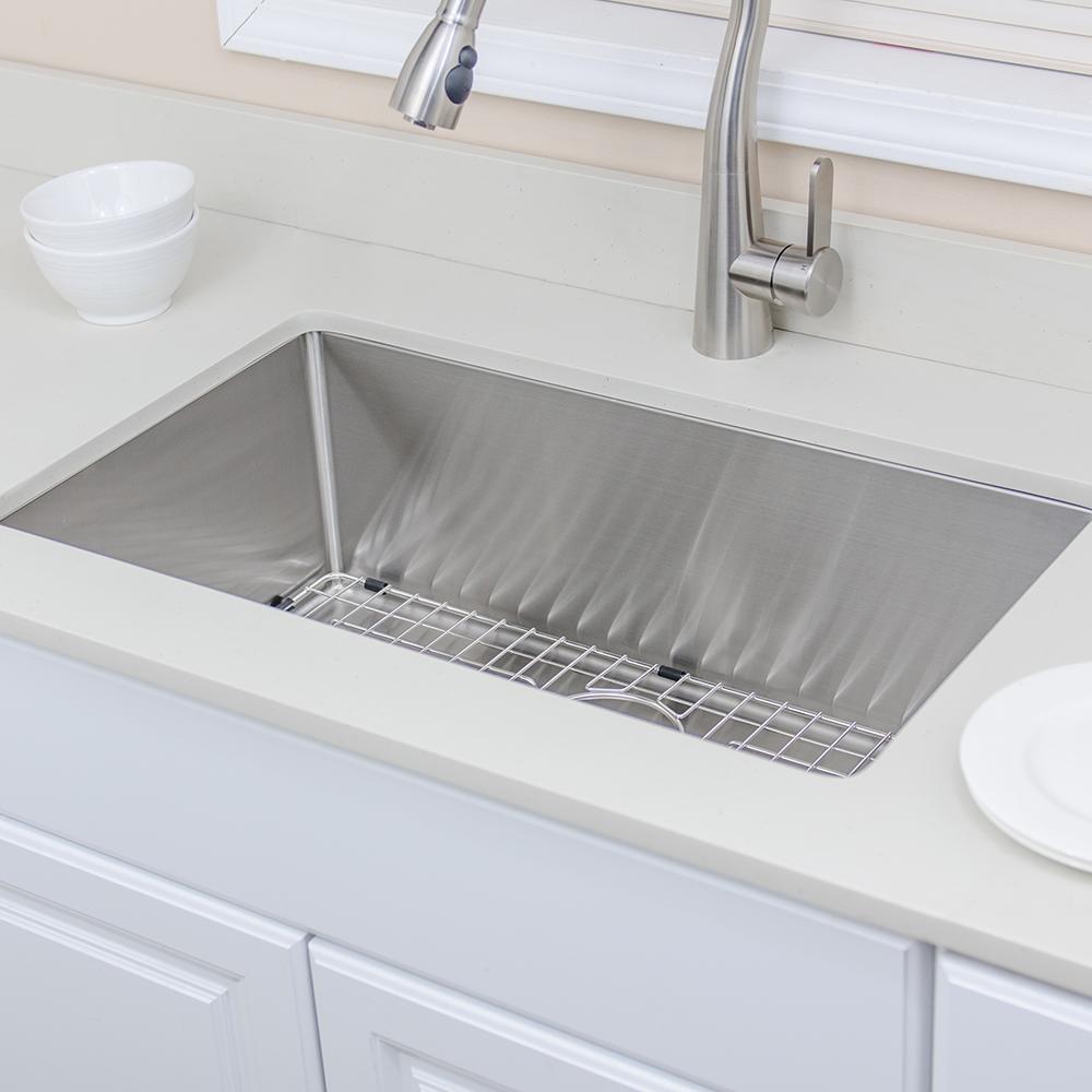 30" Fairlee Stainless Steel Single-Bowl Undermount Sink