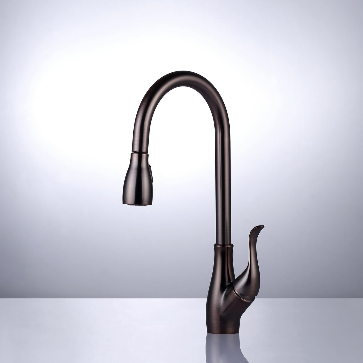 Barner Single-Hole Pull-Out Kitchen Faucet