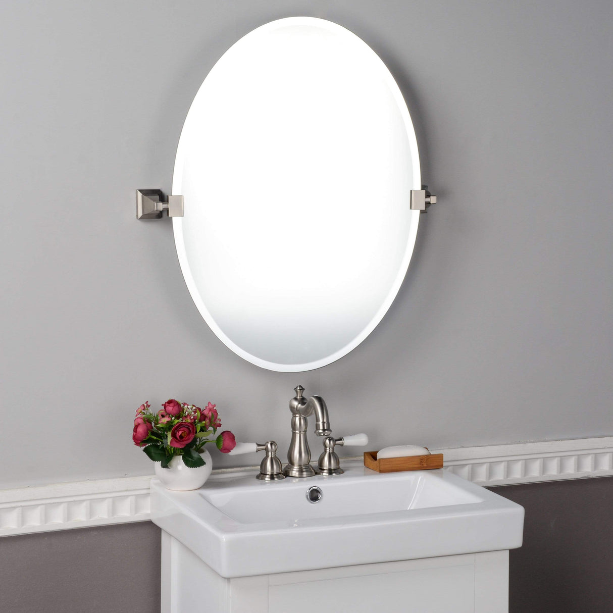 Peyla Oval Tilting Mirror