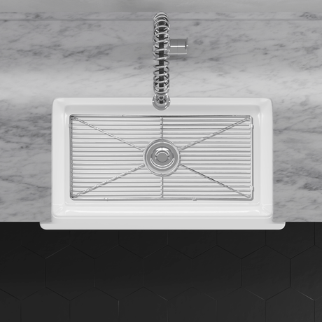 24" Yovanny Fireclay Fluted Apron Single-Bowl Farmhouse Sink - White