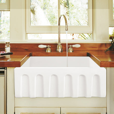 24" Yovanny Fireclay Fluted Apron Single-Bowl Farmhouse Sink - White