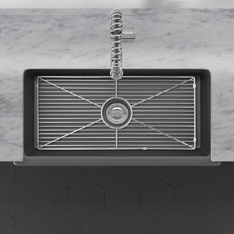 30" Uberto Handcrafted Fireclay Single-Bowl Fluted Apron Farmhouse Sink - Glossy Black