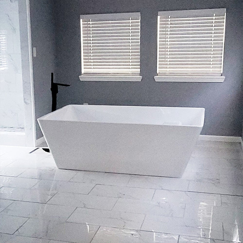 60" Pelsey Acrylic Freestanding Tub