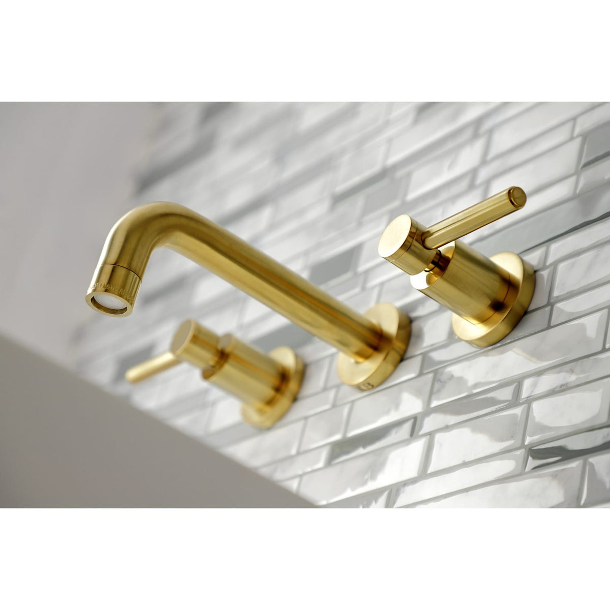 Akron Wall-Mount Bathroom Faucet