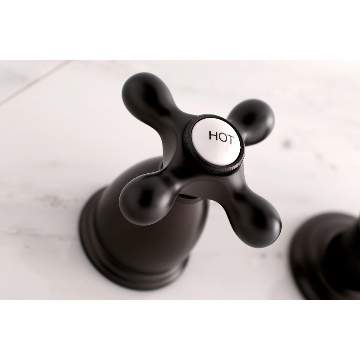 Kreis Wall-Mount Bathroom Faucet