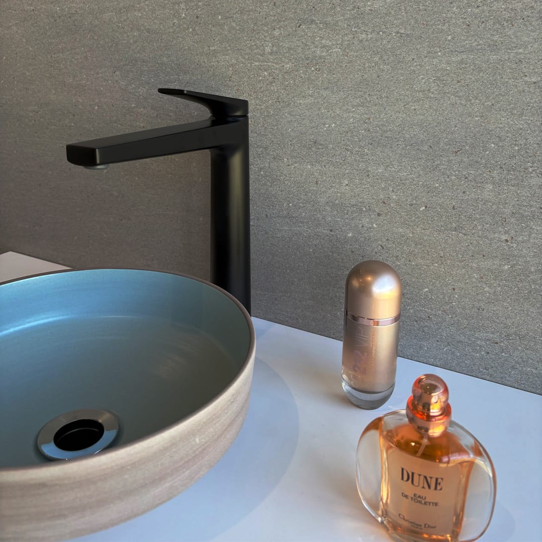 Selva Round Vessel Ceramic Concrete Sink - Smooth Aquamarine Ceramic Interior with Textured Mocha Exterior