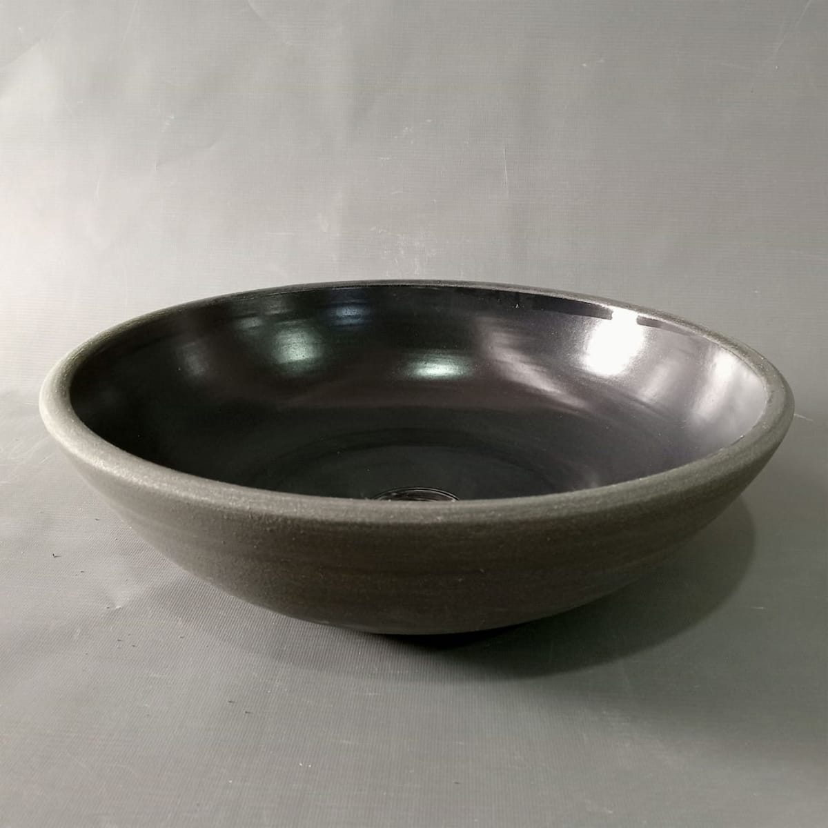 Tierra Round Vessel Ceramic Concrete Sink - Black Ceramic Interior with Grey Exterior