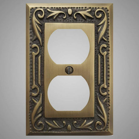 1 Gang Duplex Outlet Wall Switch Plate - Floral Design