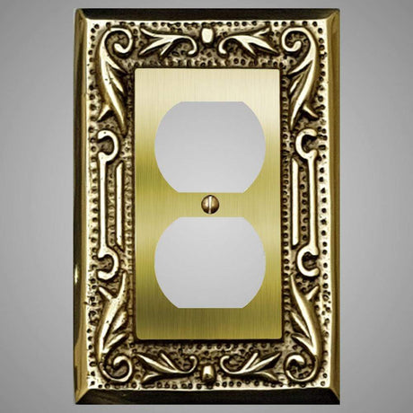 1 Gang Duplex Outlet Wall Switch Plate - Floral Design