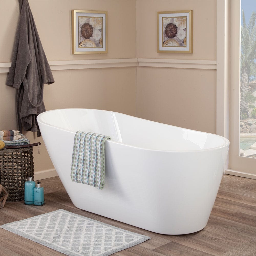 67" Oshawa Acrylic Freestanding Tub