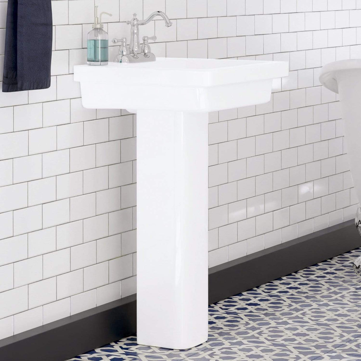 Aurora 100 Vitreous China Pedestal Sink
