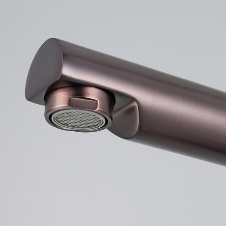 Laurel Single-Hole Pull-Out Kitchen Faucet