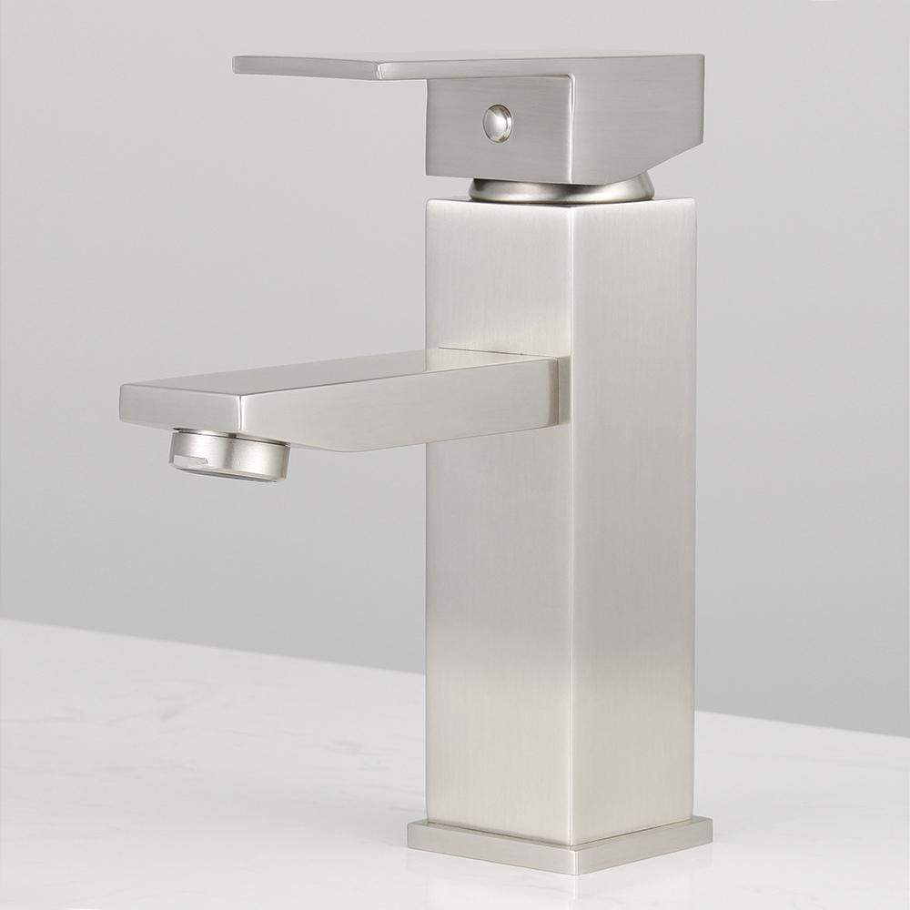 Martin Single-Hole Bathroom Faucet
