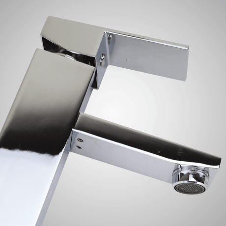 Martin Single-Hole Bathroom Faucet