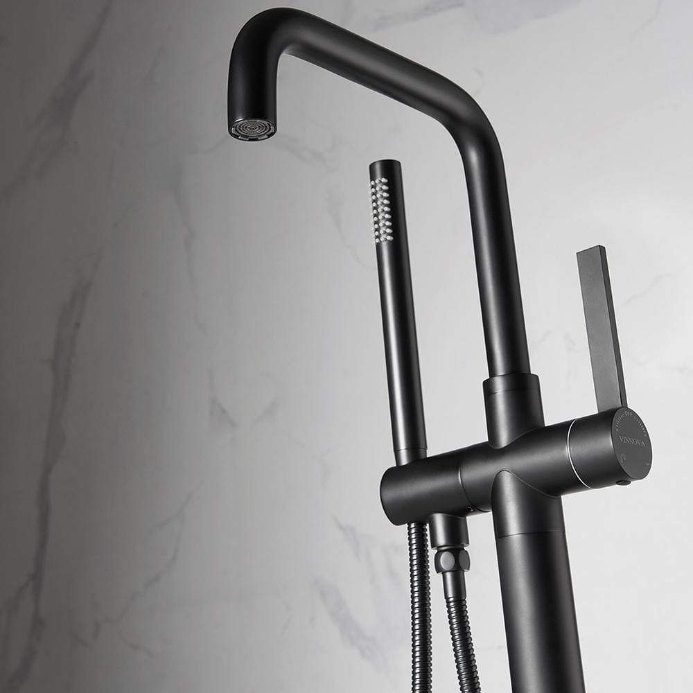Spiti Freestanding Chrome Tub Faucet with Hand Shower
